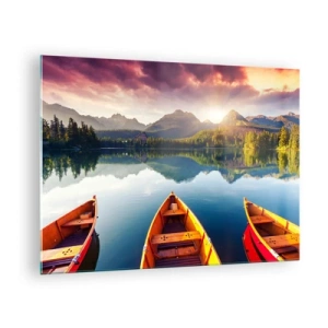 Cuadro sobre vidrio - Impresiones sobre Vidrio - Tres barcos de madera en un lago con vistas a las montañas al atardecer. - 70x50cm - Frente a la naturaleza - Decoración de pared moderna para salón y dormitorio ARTTOR