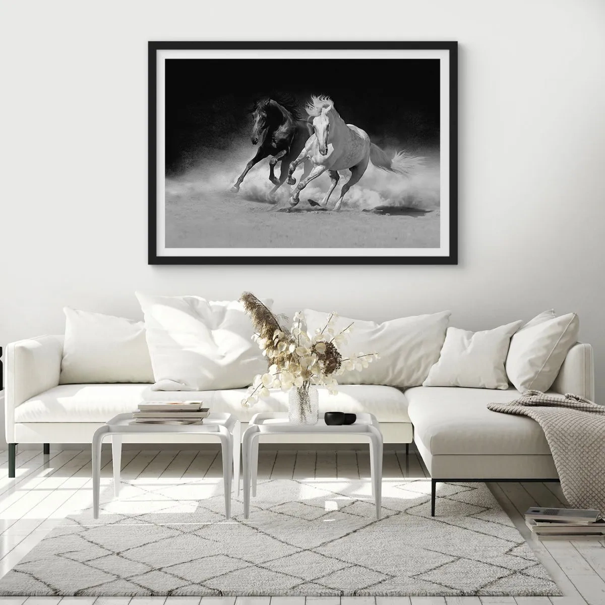 Póster en marco negro - Caballos corriendo en blanco y negro - 70x50cm - El galope de la libertad - Decoración de pared moderna para salón y dormitorio ARTTOR
