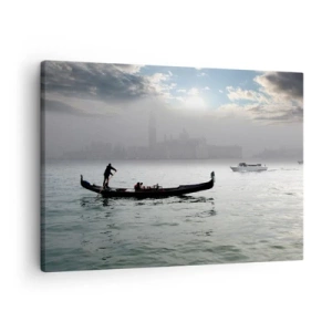 Cuadro sobre lienzo - Impresión de Imagen - Una góndola se desliza por las aguas de Venecia en una mañana brumosa, con vistas a la ciudad. - 70x50cm - Una fabulosa ciudad de agua y niebla - Decoración de pared moderna para salón y dormitorio ARTTOR
