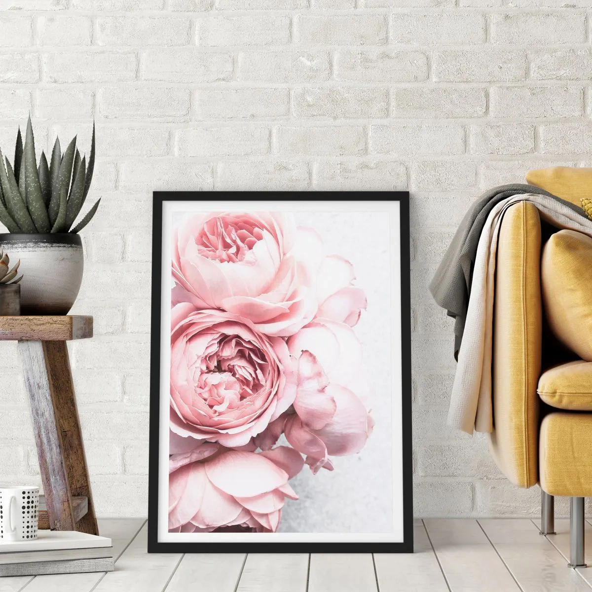 Póster en marco negro - Delicadas flores de peonía rosa en primer plano - 50x70cm - Para los románticos - Decoración de pared moderna para salón y dormitorio ARTTOR