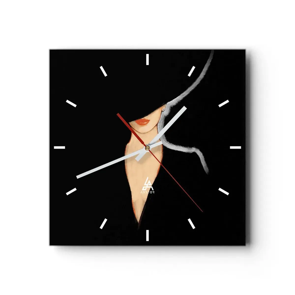 Reloj de pared - Reloj de vidrio - Silueta de una mujer con sombrero sobre un fondo negro - 30x30cm - Elegancia y estilo - Decoración de pared moderna para salón y dormitorio ARTTOR