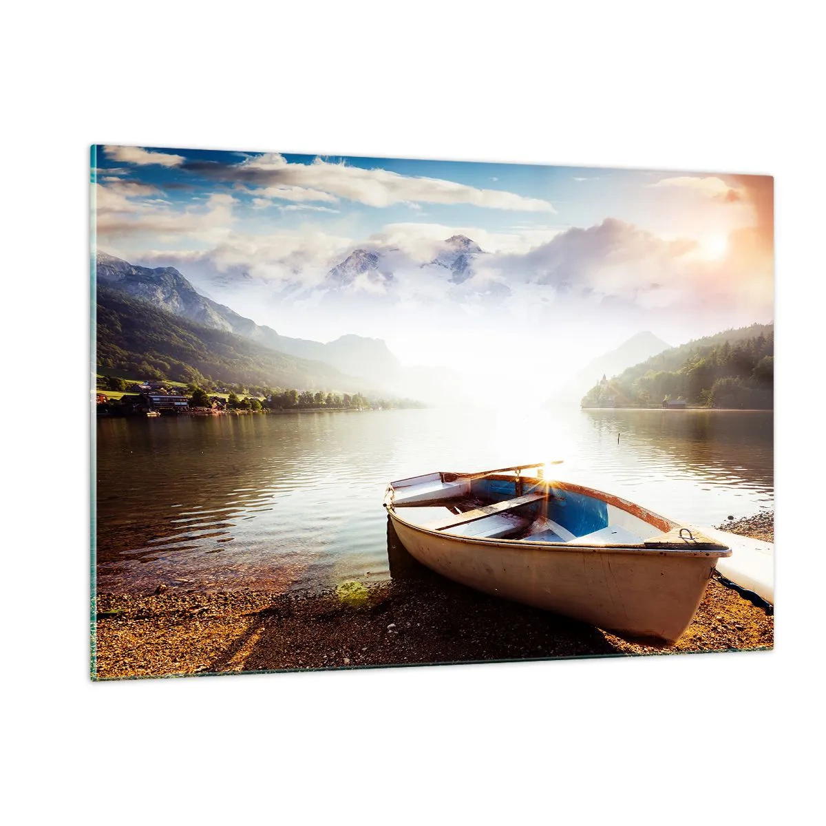 Cuadro sobre vidrio - Impresiones sobre Vidrio - Un barco en un lago rodeado de montañas al amanecer. - 120x80cm - Junto al agua clara - Decoración de pared moderna para salón y dormitorio ARTTOR