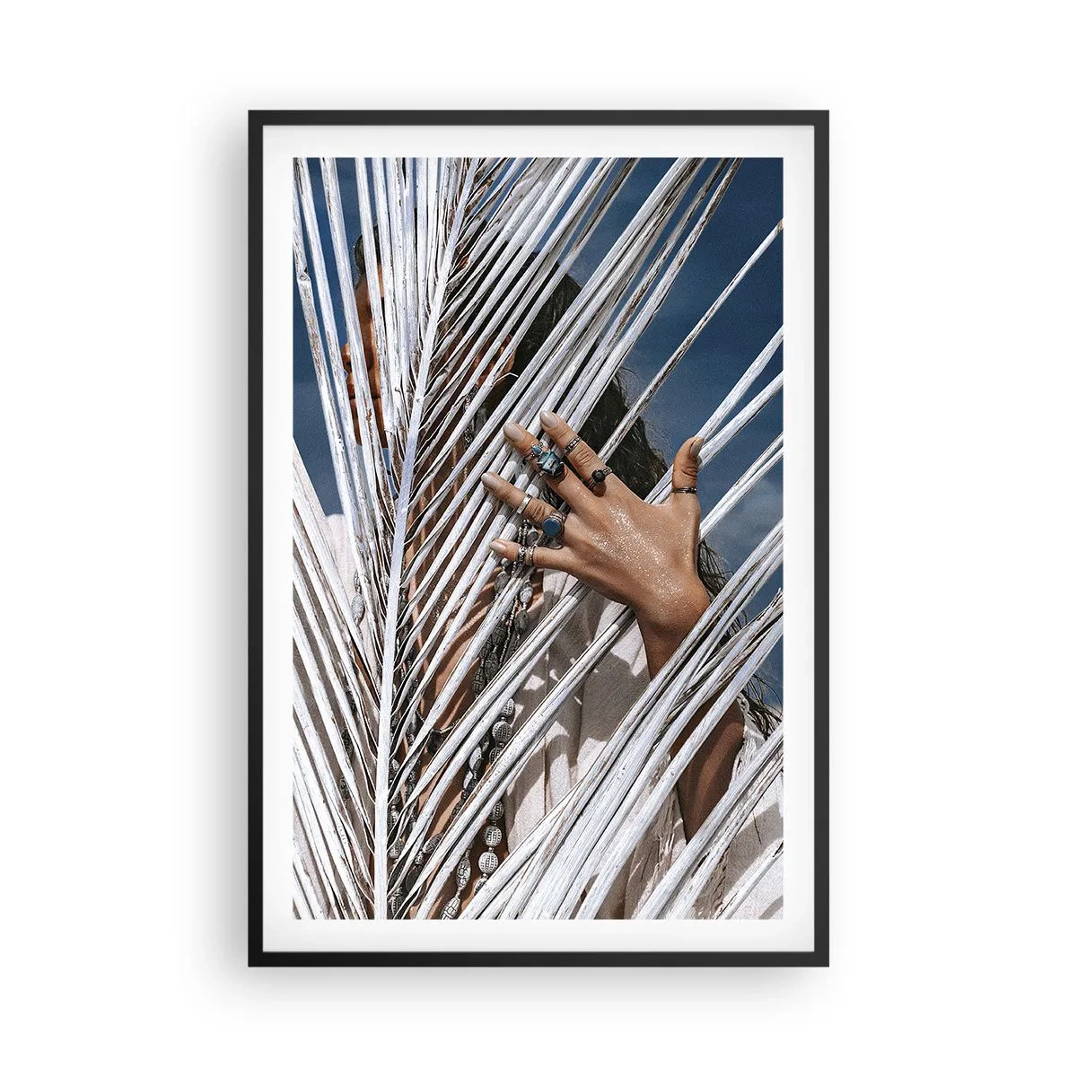 Póster en marco negro - ¿La mujer chamana? - 61x91 cm