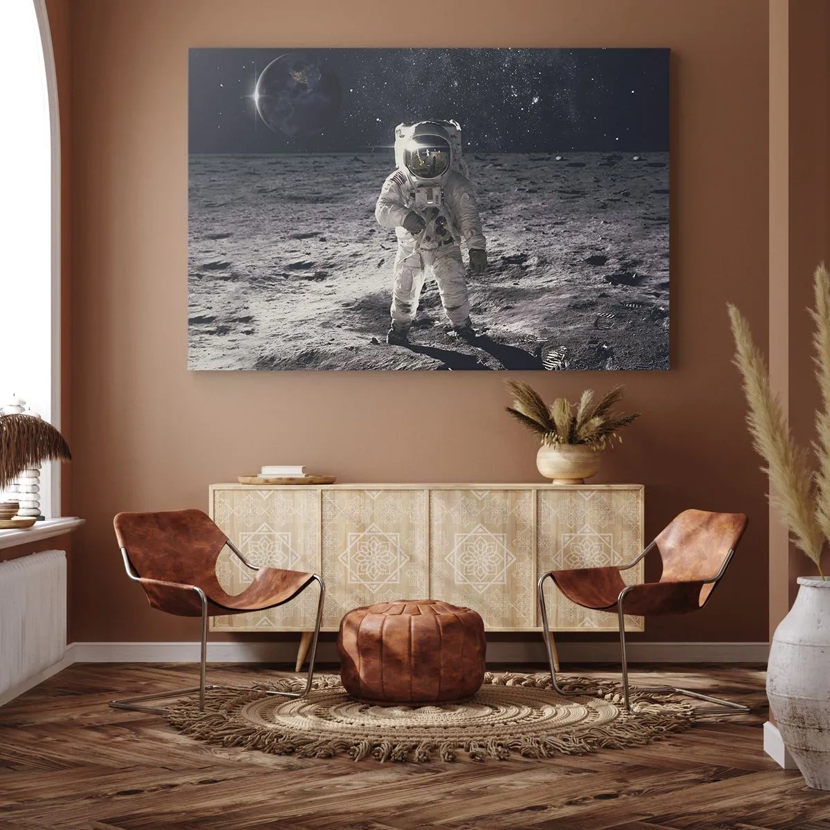 Cuadro sobre lienzo - Impresión de Imagen - Astronauta en la superficie de la Luna con la Tierra al fondo - 120x80cm - Saludos desde la Luna - Decoración de pared moderna para salón y dormitorio ARTTOR