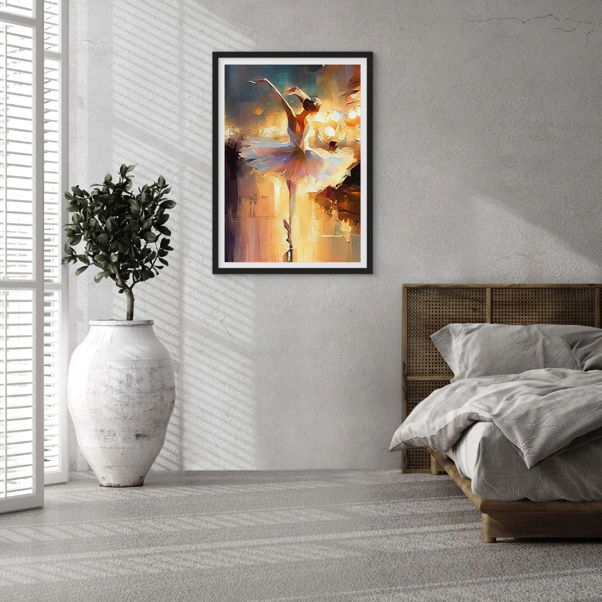 Póster en marco negro - Una bailarina en la luz dorada del escenario. - 50x70cm - Un milagro en la calle - Decoración de pared moderna para salón y dormitorio ARTTOR