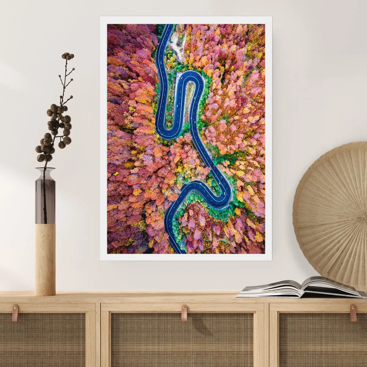 Póster - Un camino sinuoso a través del bosque - 61x91 cm