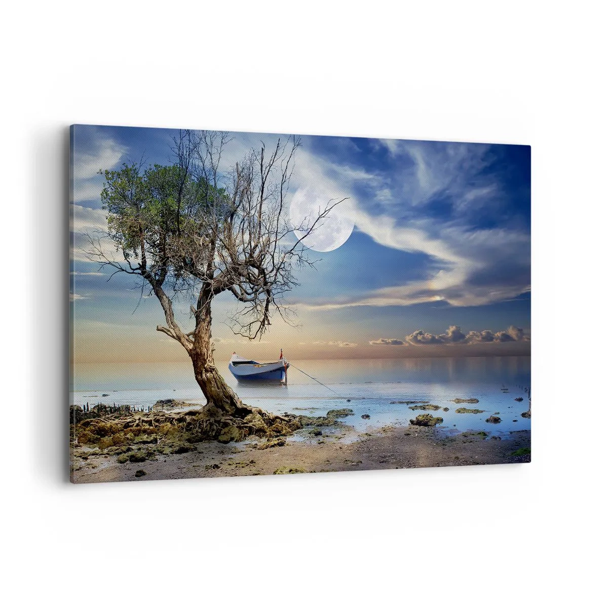Cuadro sobre lienzo - Impresión de Imagen - Un árbol solitario y un barco en aguas tranquilas bajo la luna llena. - 120x80cm - ¿Es el final o el principio? - Decoración de pared moderna para salón y dormitorio ARTTOR