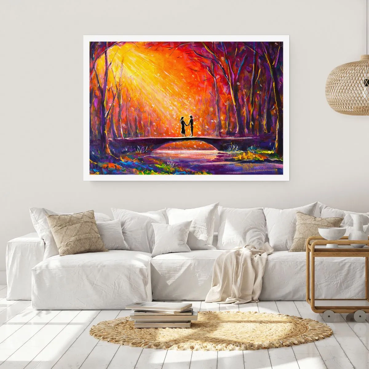 Póster - Pareja romántica en un puente en el bosque otoñal - 100x70cm - El cielo también los ama - Decoración de pared moderna para salón y dormitorio ARTTOR