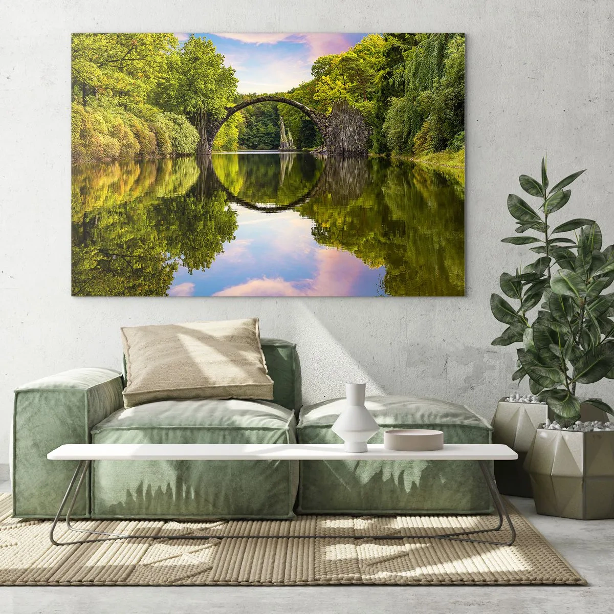 Cuadro sobre vidrio - Impresiones sobre Vidrio - Un puente de piedra reflejado en la tranquila superficie del lago. - 70x50cm - En el punto de encuentro de dos mundos - Decoración de pared moderna para salón y dormitorio ARTTOR