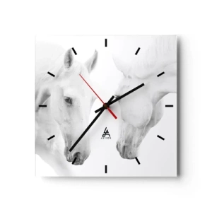 Reloj de pared - Reloj de vidrio - Un retrato minimalista de dos caballos blancos. - 30x30cm - ¿Es esto realmente la amistad...? - Decoración de pared moderna para salón y dormitorio ARTTOR