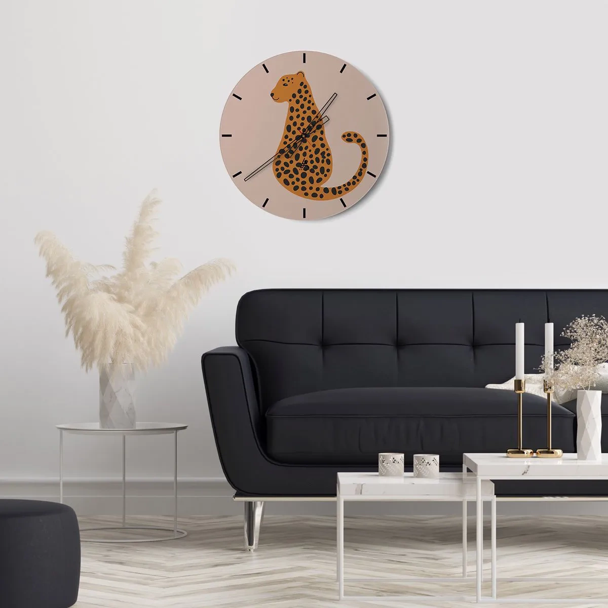 Reloj de pared - Reloj de vidrio - Pantera estilizada sobre fondo beige - 30x30cm - El estampado de leopardo está de moda - Decoración de pared moderna para salón, cocina y dormitorio ARTTOR