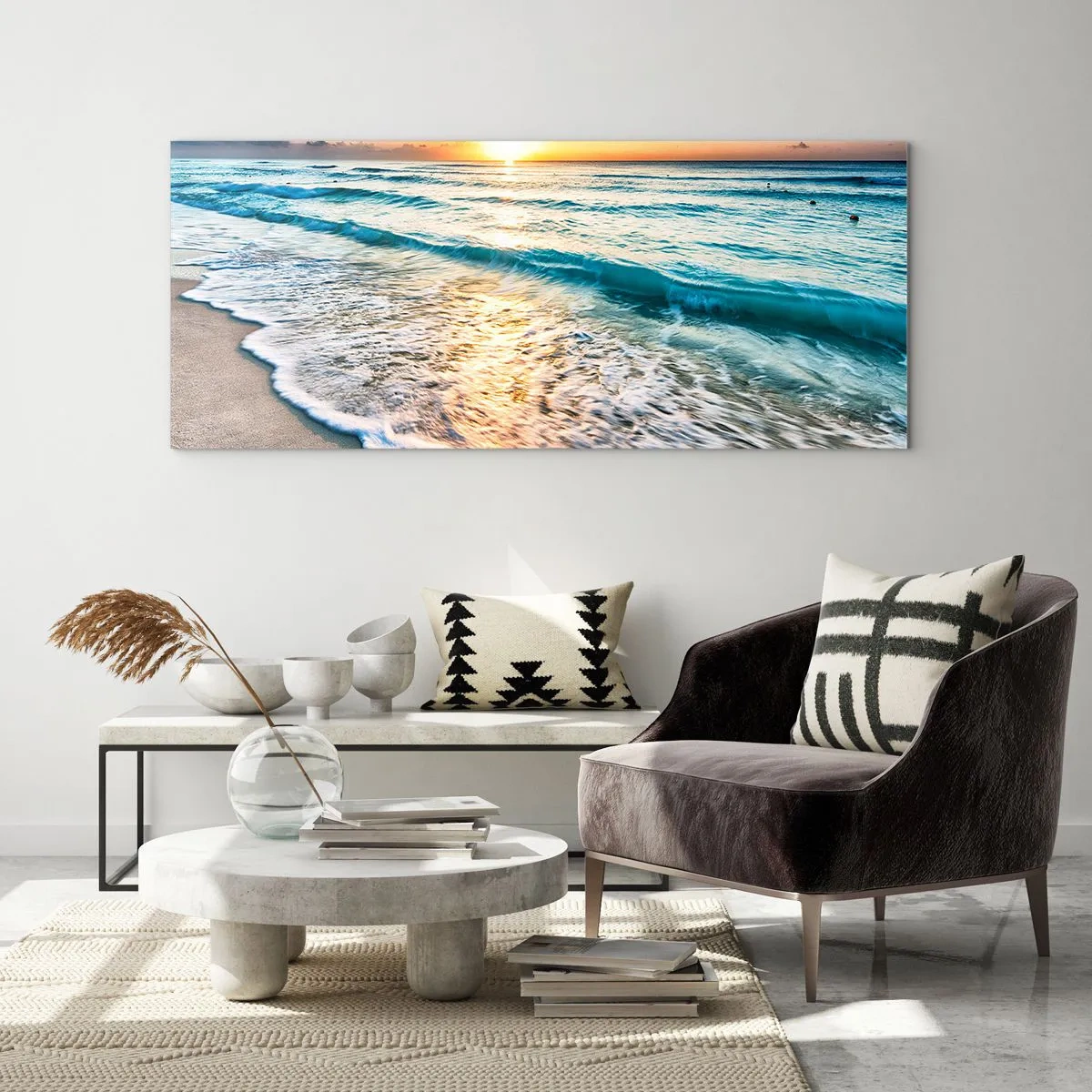 Cuadro sobre vidrio - Impresiones sobre Vidrio - Amanecer sobre una playa tranquila con olas. - 160x50cm - Un espectáculo digno de ver - Decoración de pared moderna para salón y dormitorio ARTTOR