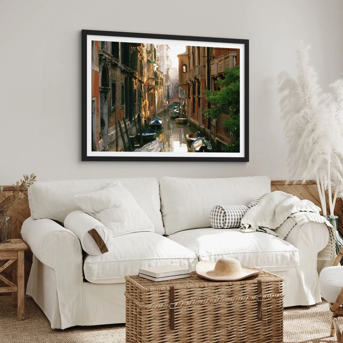 Póster en marco negro - En un callejón veneciano - 91x61 cm