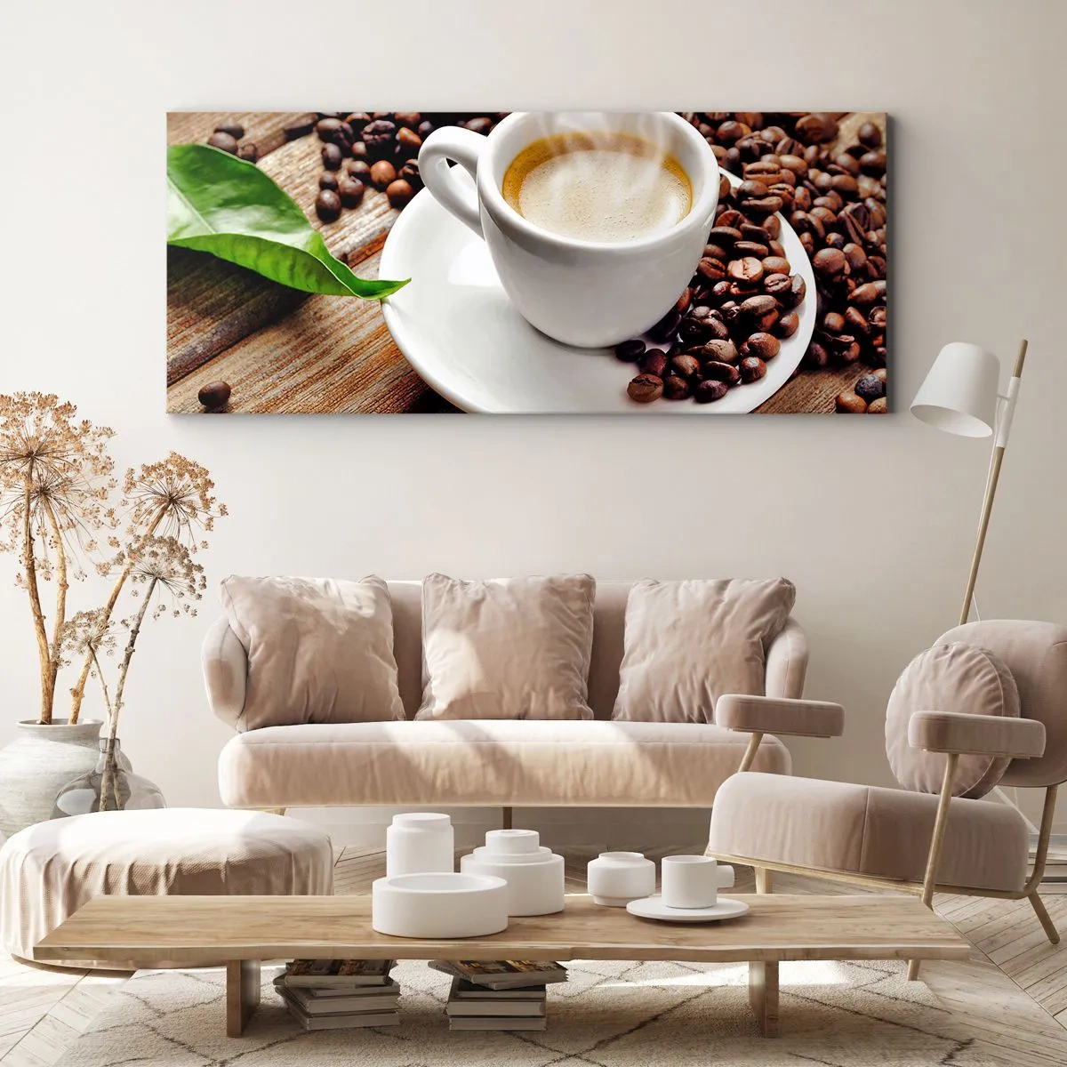 Cuadro sobre lienzo - Impresión de Imagen - Una taza de café aromático sobre un fondo de granos y una hoja. - 140x50cm - Café en el banco - Decoración de pared moderna para salón y dormitorio ARTTOR
