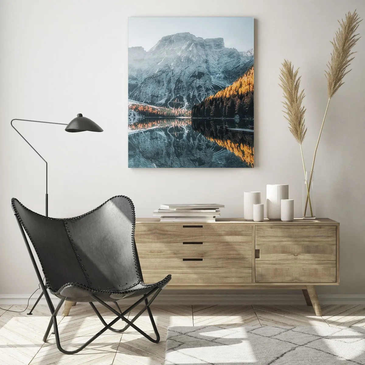 Cuadro sobre vidrio - Impresiones sobre Vidrio - Un paisaje de montaña reflejado en la tranquila superficie del lago. - 50x70cm - Paisaje en el espejo - Decoración de pared moderna para salón y dormitorio ARTTOR