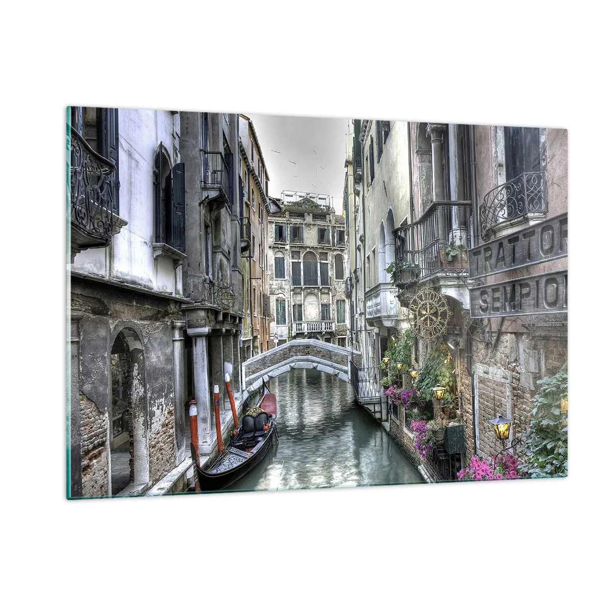 Cuadro sobre vidrio - Impresiones sobre Vidrio - Vista romántica de un canal veneciano con una góndola. - 120x80cm - Durante siglos, un sueño - Decoración de pared moderna para salón y dormitorio ARTTOR