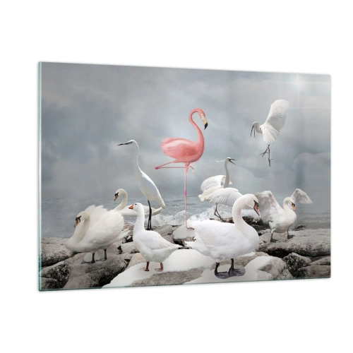 Cuadro sobre vidrio - Impresiones sobre Vidrio - Un flamenco rosado entre cisnes blancos y garzas contra el agua. - 120x80cm - ¿De dónde vengo? - Decoración de pared moderna para salón y dormitorio ARTTOR
