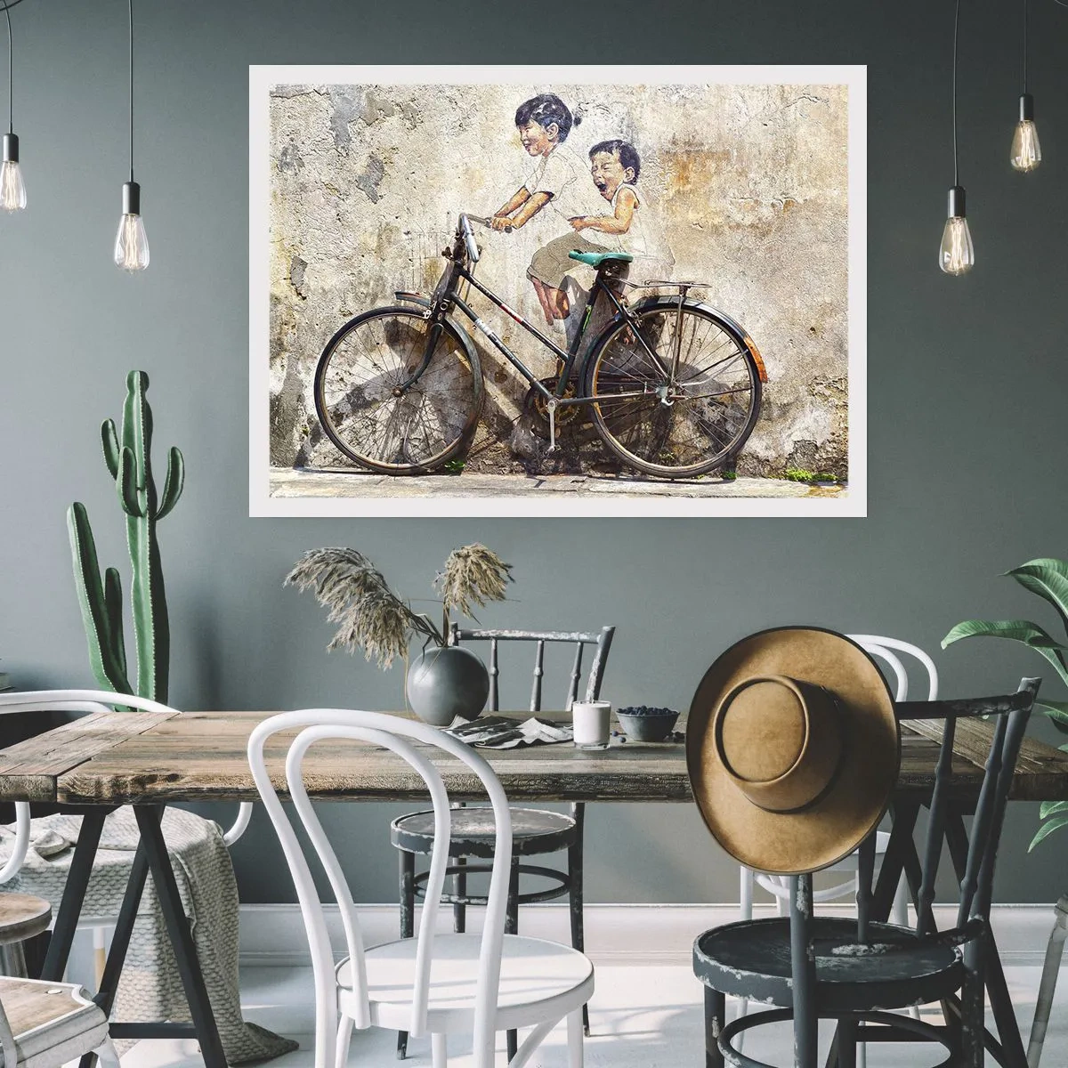 Póster - Arte callejero con una bicicleta y dibujos infantiles en la pared. - 100x70cm - ¿Verdadero o falso? - Decoración de pared moderna para salón y dormitorio ARTTOR
