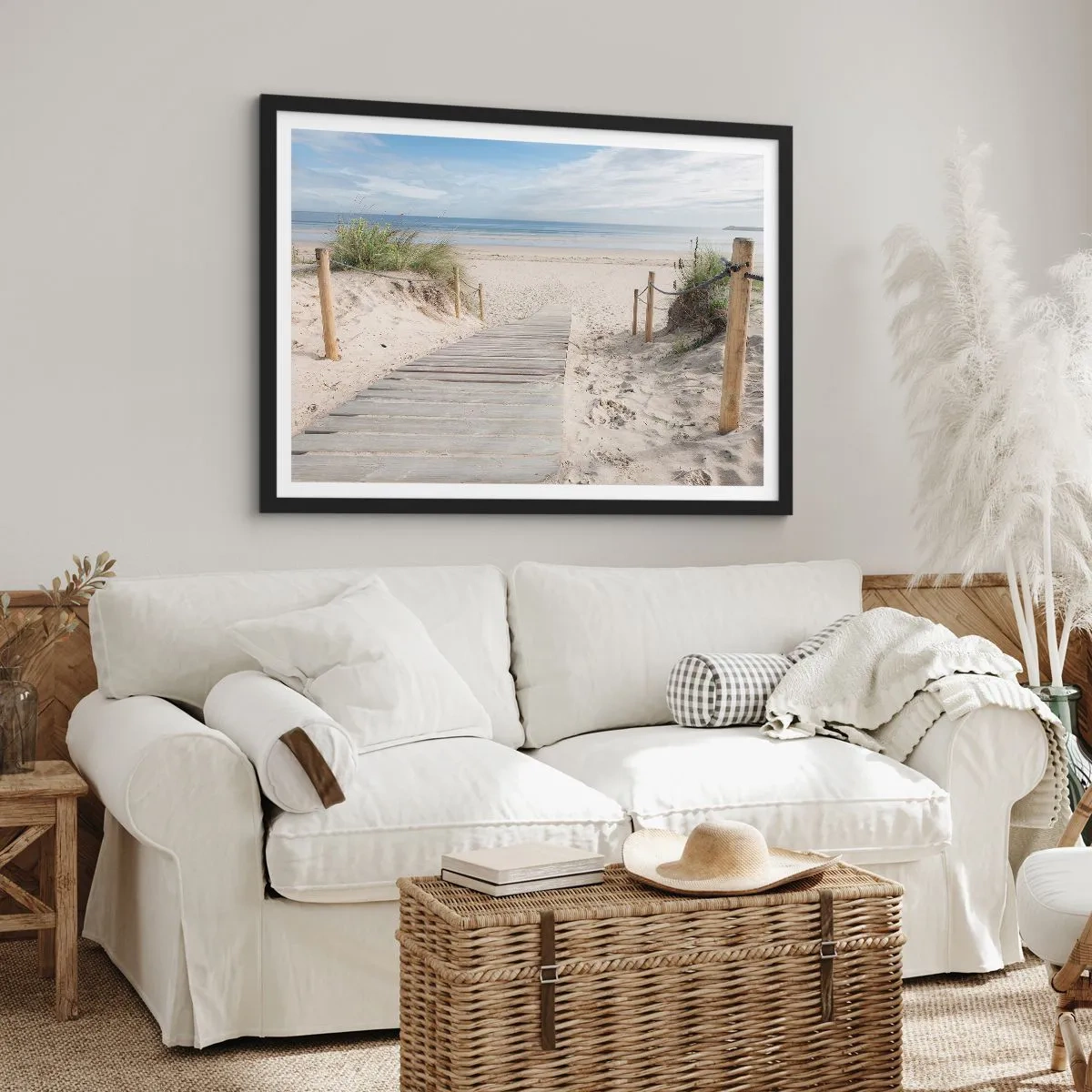 Póster en marco negro - Un camino de tablones que conduce a una playa de arena. - 100x70cm - Hasta el horizonte - Decoración de pared moderna para salón y dormitorio ARTTOR