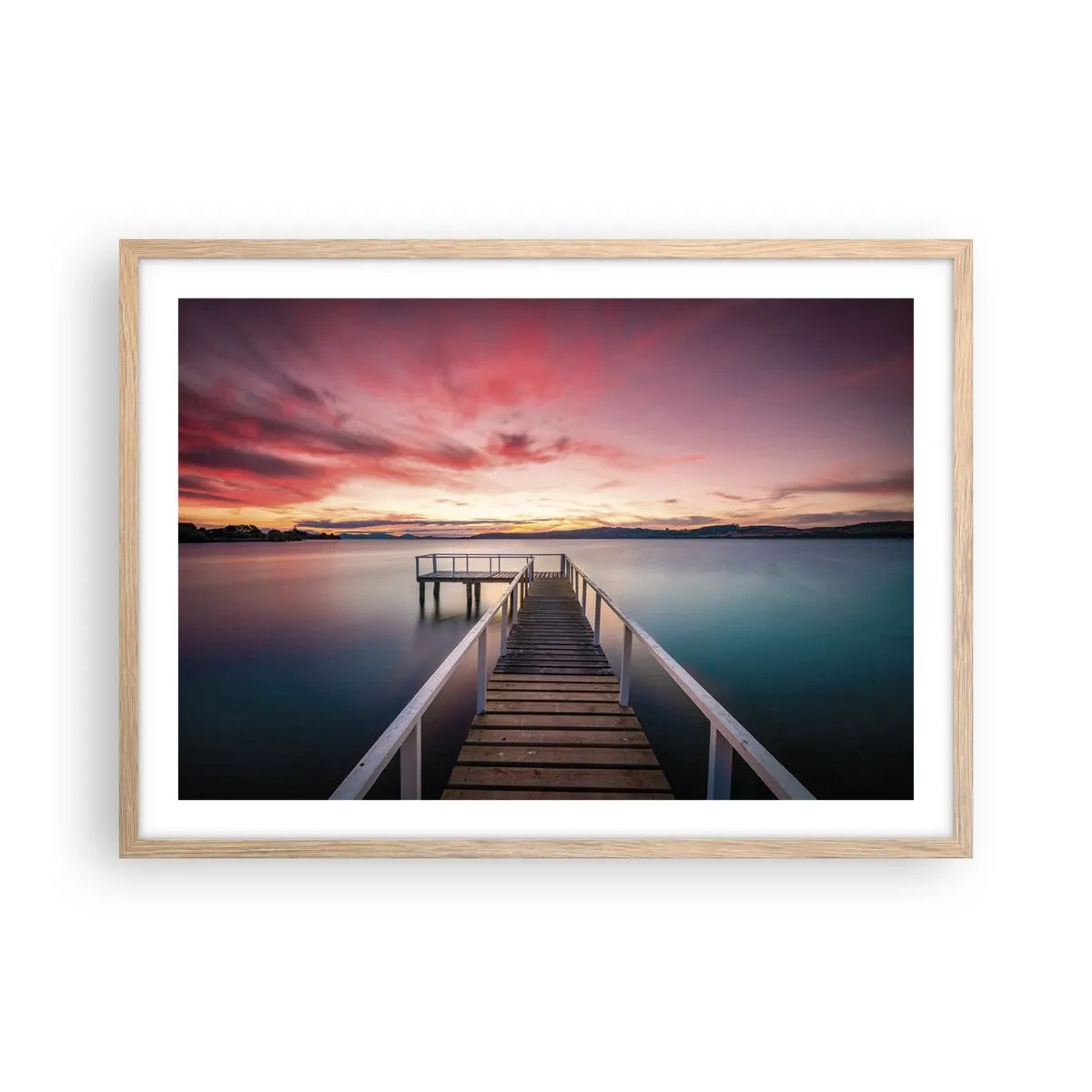 Póster en marco roble claro - La suave llama del atardecer - 70x50 cm