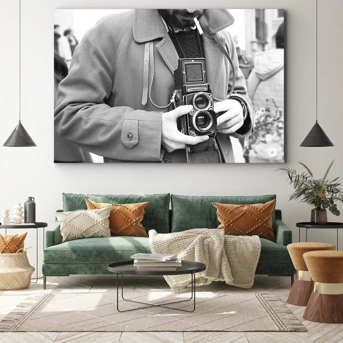 Cuadro sobre lienzo - Impresión de Imagen - Fotografía en blanco y negro de un hombre con una cámara retro. - 70x50cm - En estilo retro - Decoración de pared moderna para salón y dormitorio ARTTOR