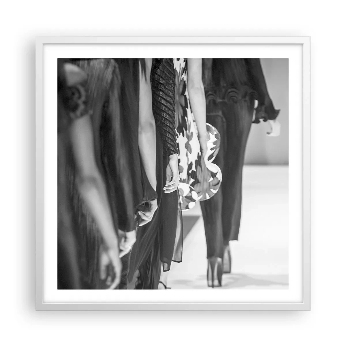 Póster en marco blanco - Un desfile con estilo - 60x60 cm