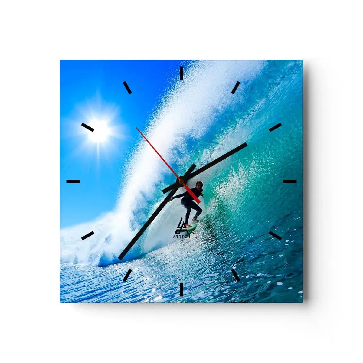 Reloj de pared - Reloj de vidrio - Un surfista en una tabla se desliza dentro de una poderosa ola bajo un cielo azul. - 30x30cm - A través de la gran ola - Decoración de pared moderna para salón y dormitorio ARTTOR