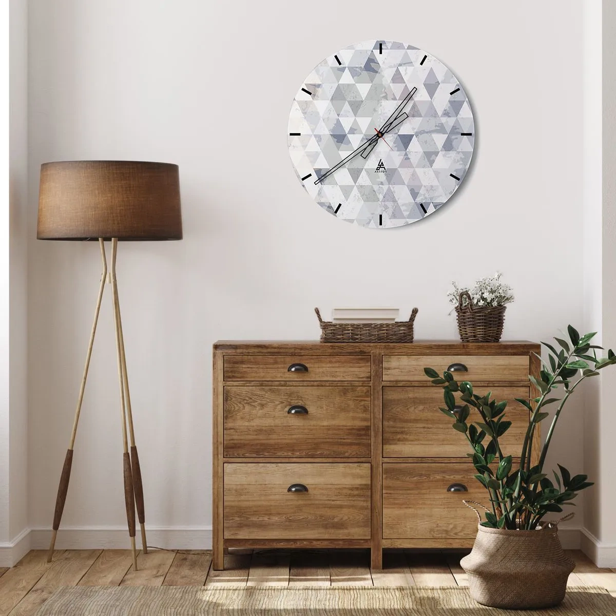 Reloj de pared - Reloj de vidrio - Patrón geométrico con triángulos grises en un estilo moderno. - 30x30cm - A ritmo de triángulo - Decoración de pared moderna para salón, cocina y dormitorio ARTTOR