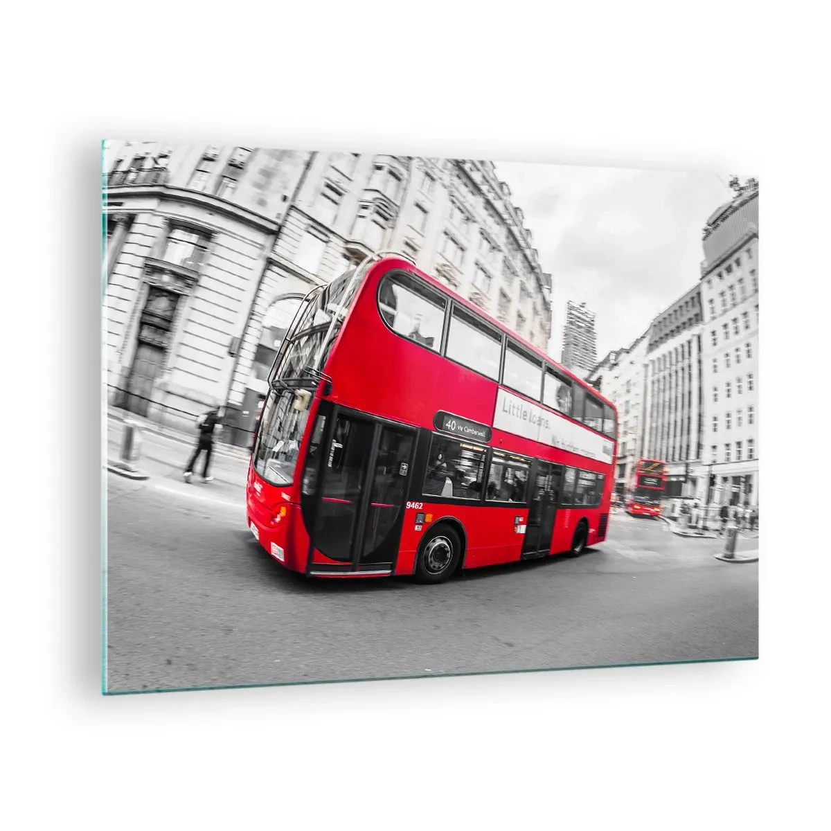 Cuadro sobre vidrio - Impresiones sobre Vidrio - Un autobús rojo en movimiento con las calles de Londres como telón de fondo. - 70x50cm - Londres tradicional - en autobús - Decoración de pared moderna para salón y dormitorio ARTTOR