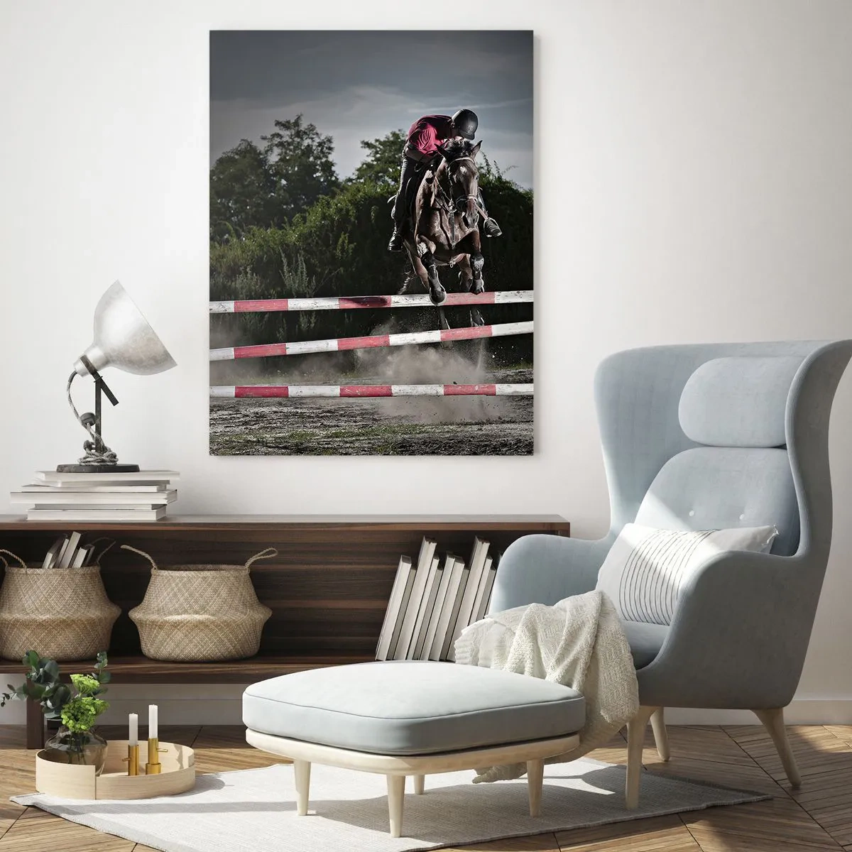 Cuadro sobre vidrio - Impresiones sobre Vidrio - Un jinete a caballo saltando sobre un obstáculo en una pista de carreras. - 70x100cm - Juntos por la victoria - Decoración de pared moderna para salón y dormitorio ARTTOR