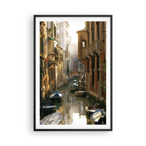 Póster en marco negro - En un callejón veneciano - 61x91 cm