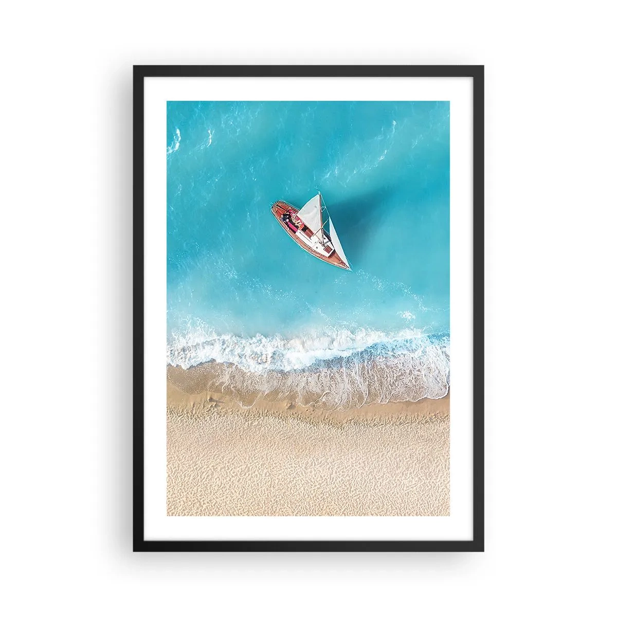 Póster en marco negro - Un yate contra el mar azul en la costa. - 50x70cm - Frontera celeste y dorada - Decoración de pared moderna para salón y dormitorio ARTTOR