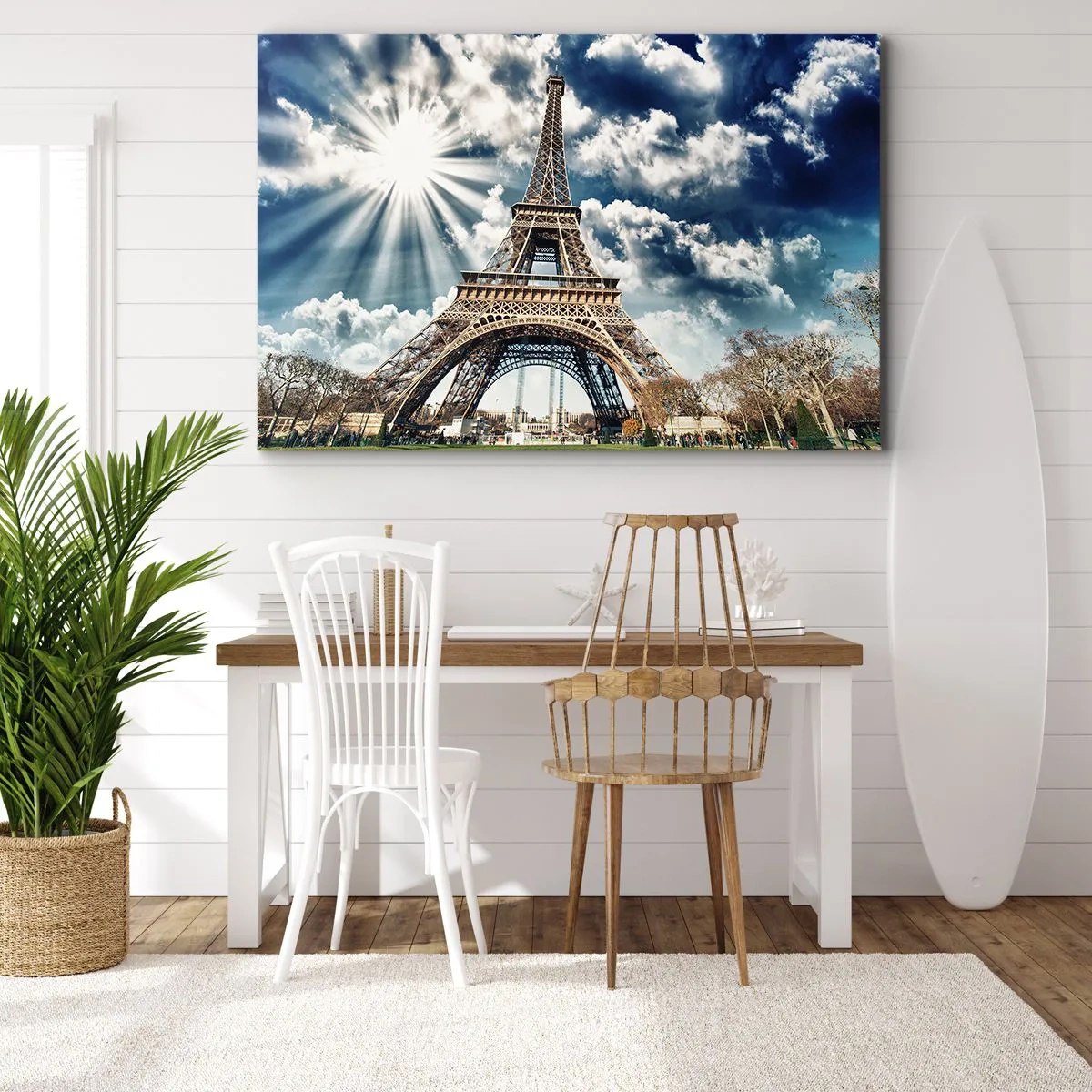 Cuadro sobre lienzo - Impresión de Imagen - La Torre Eiffel contra un cielo soleado con nubes. - 70x50cm - Única bajo el sol - Decoración de pared moderna para salón y dormitorio ARTTOR