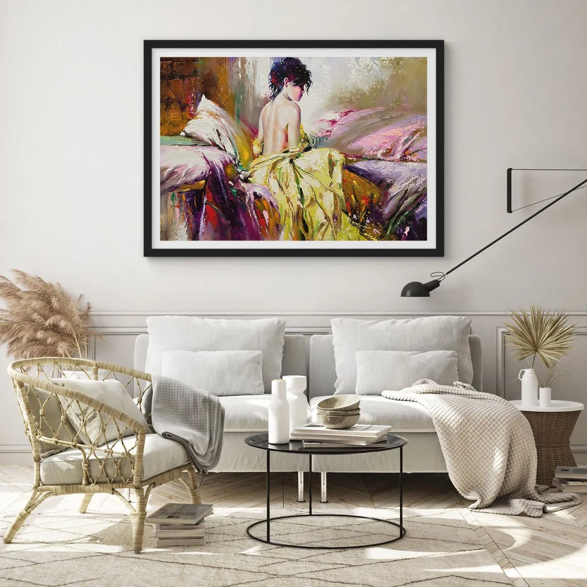 Póster en marco negro - Una escena pictórica de una mujer en una cama en una atmósfera romántica. - 70x50cm - La hermosura y frescura de la flor - Decoración de pared moderna para salón y dormitorio ARTTOR