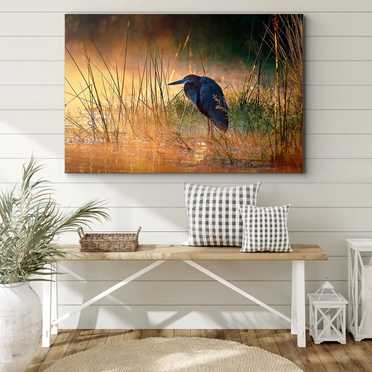 Cuadro sobre lienzo - Impresión de Imagen - Una garza en los humedales al atardecer entre hierbas altas. - 70x50cm - Dame un respiro con estas fotos - Decoración de pared moderna para salón y dormitorio ARTTOR