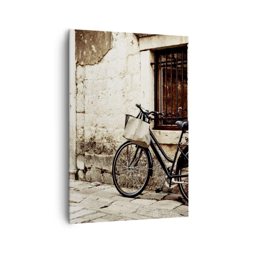 Cuadro sobre lienzo - Impresión de Imagen - Una bicicleta contra una pared de piedra con una ventana y puerta de estilo retro. - 70x100cm - Regreso al pasado - Decoración de pared moderna para salón y dormitorio ARTTOR