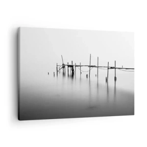 Cuadro sobre lienzo - Impresión de Imagen - Un embarcadero en blanco y negro inmerso en un paisaje brumoso. - 70x50cm - ¿Y si no hay mundo? - Decoración de pared moderna para salón y dormitorio ARTTOR