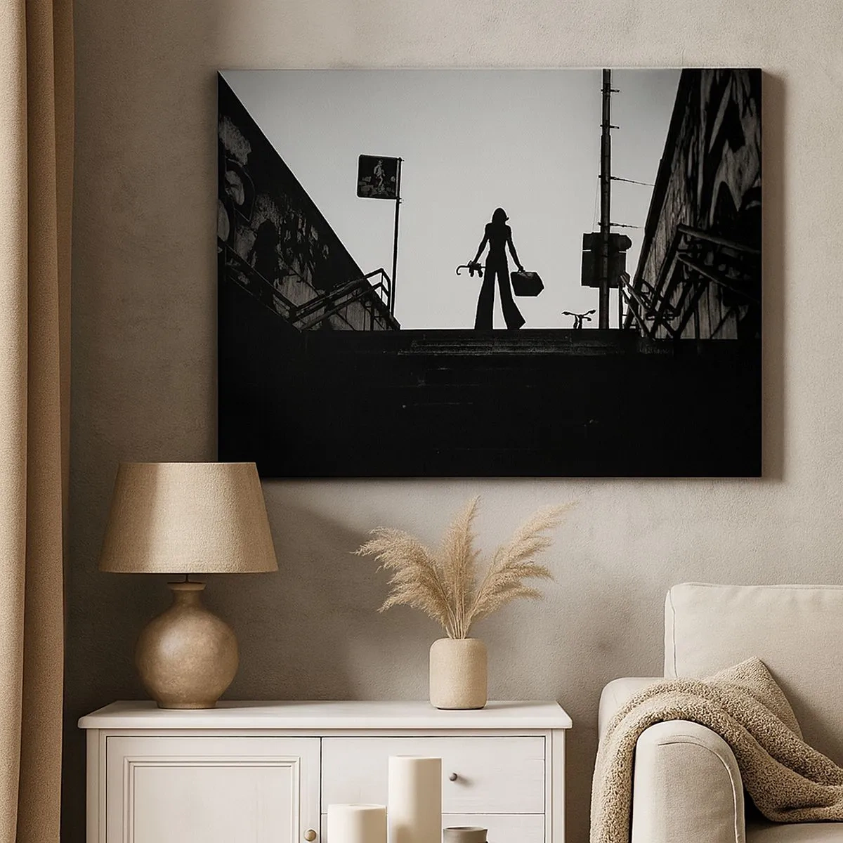 Cuadro sobre lienzo - Impresión de Imagen - Una figura de mujer en las escaleras en blanco y negro con una atmósfera dinámica. - 70x50cm - Paseo urbano - Decoración de pared moderna para salón y dormitorio ARTTOR