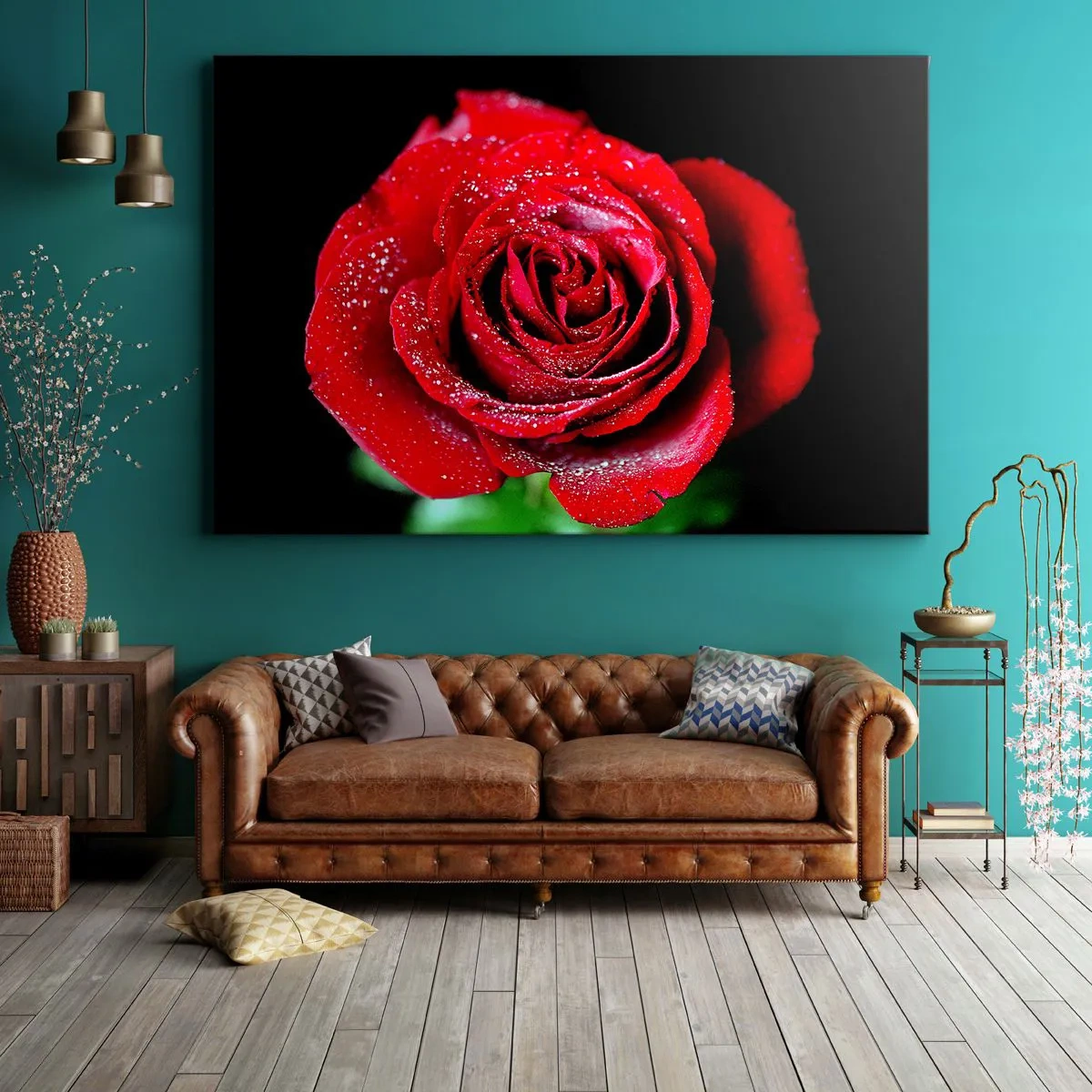 Cuadro sobre lienzo - Impresión de Imagen - Una rosa roja cubierta de gotas de rocío sobre un fondo negro. - 70x50cm - Eso es el amor - Decoración de pared moderna para salón y dormitorio ARTTOR