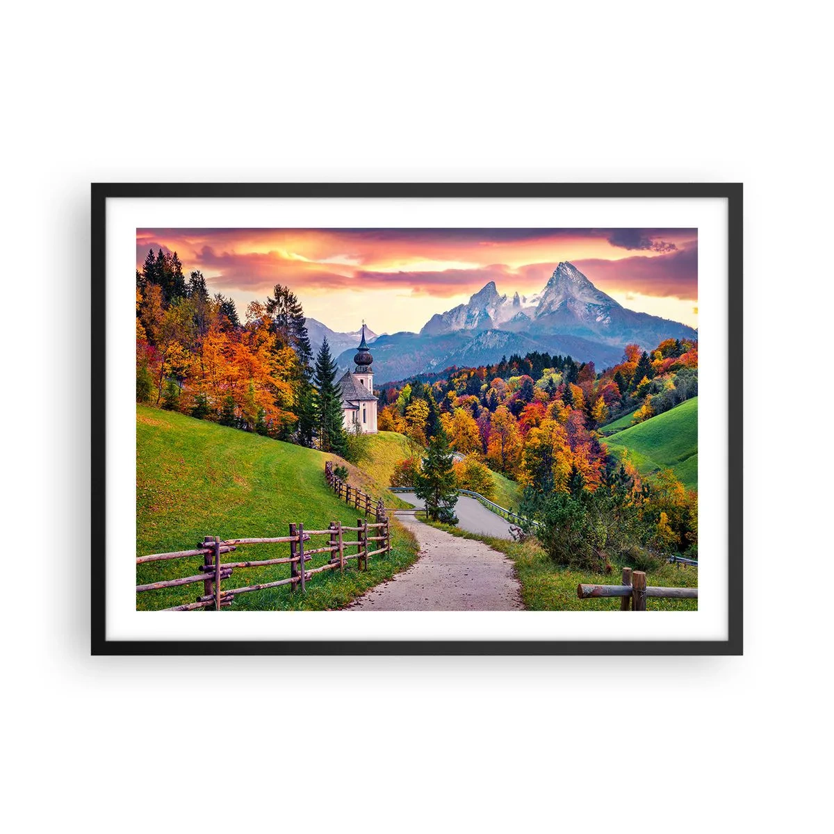 Póster en marco negro - Paisaje otoñal de montaña con capilla y puesta de sol. - 70x50cm - Paisaje como una pintura - Decoración de pared moderna para salón y dormitorio ARTTOR