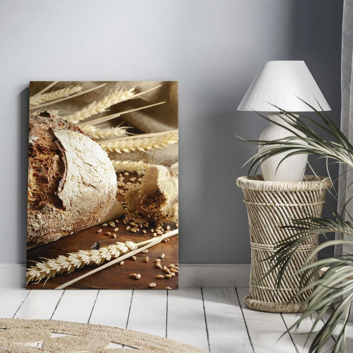 Cuadro sobre lienzo - Impresión de Imagen - Pan crujiente con cereales y espigas de trigo sobre un fondo de madera - 70x100cm - Apetitoso, fragante, crujiente - Decoración de pared moderna para salón y dormitorio ARTTOR