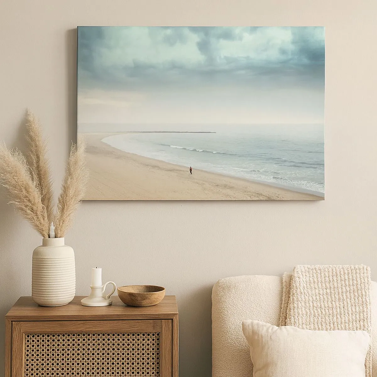 Cuadro sobre lienzo - Impresión de Imagen - Una figura solitaria en una playa desierta junto a un mar en calma. - 70x50cm - En busca de la paz - Decoración de pared moderna para salón y dormitorio ARTTOR