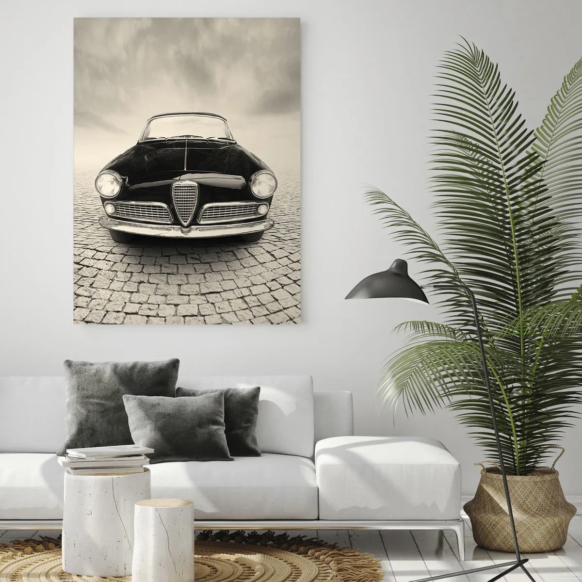 Cuadro sobre vidrio - Impresiones sobre Vidrio - Un coche clásico en una plaza adoquinada en estilo monocromático. - 70x100cm - ¿Y cómo no quererme? - Decoración de pared moderna para salón y dormitorio ARTTOR