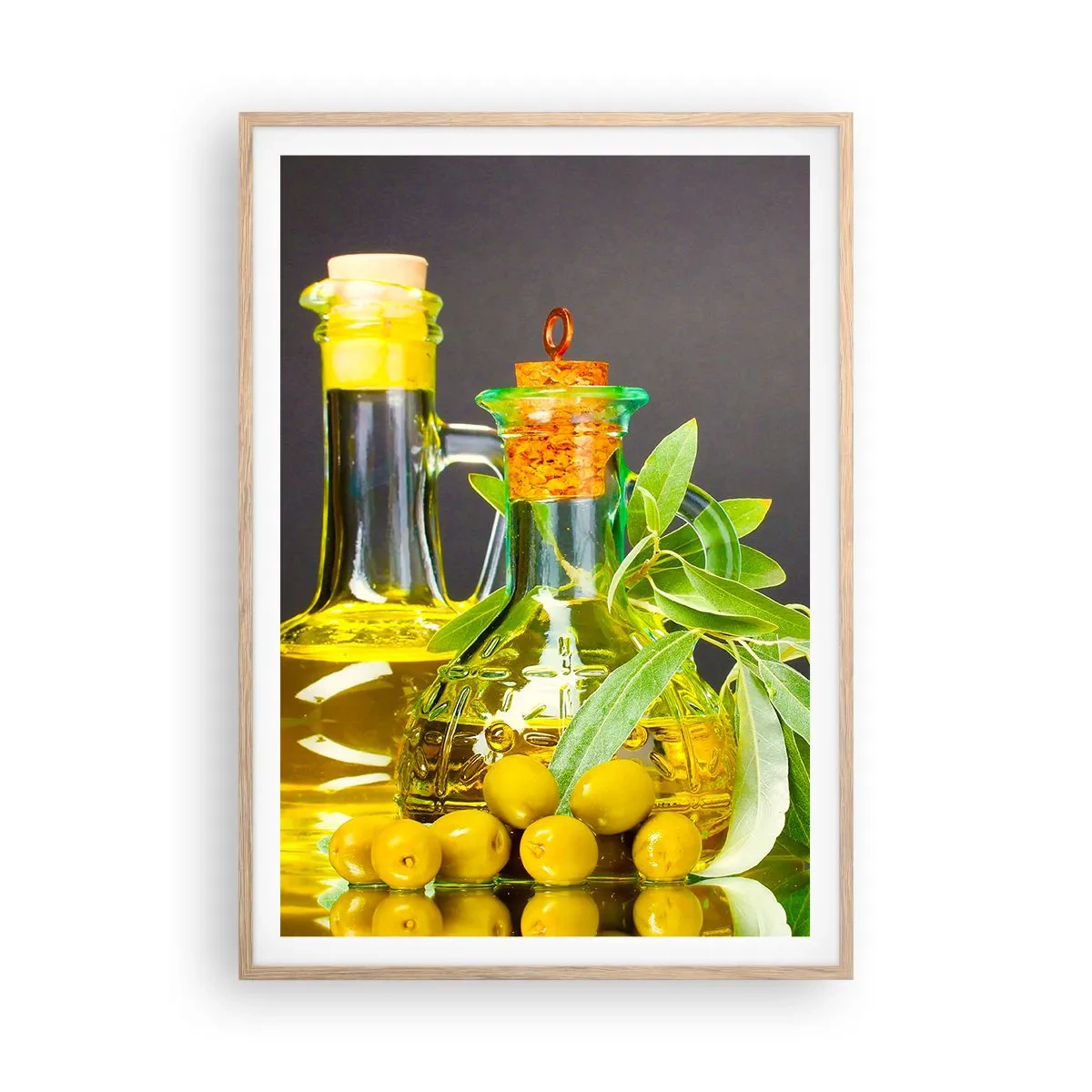 Póster en marco roble claro - Bodegón con aceitunas y aceite - 70x100 cm