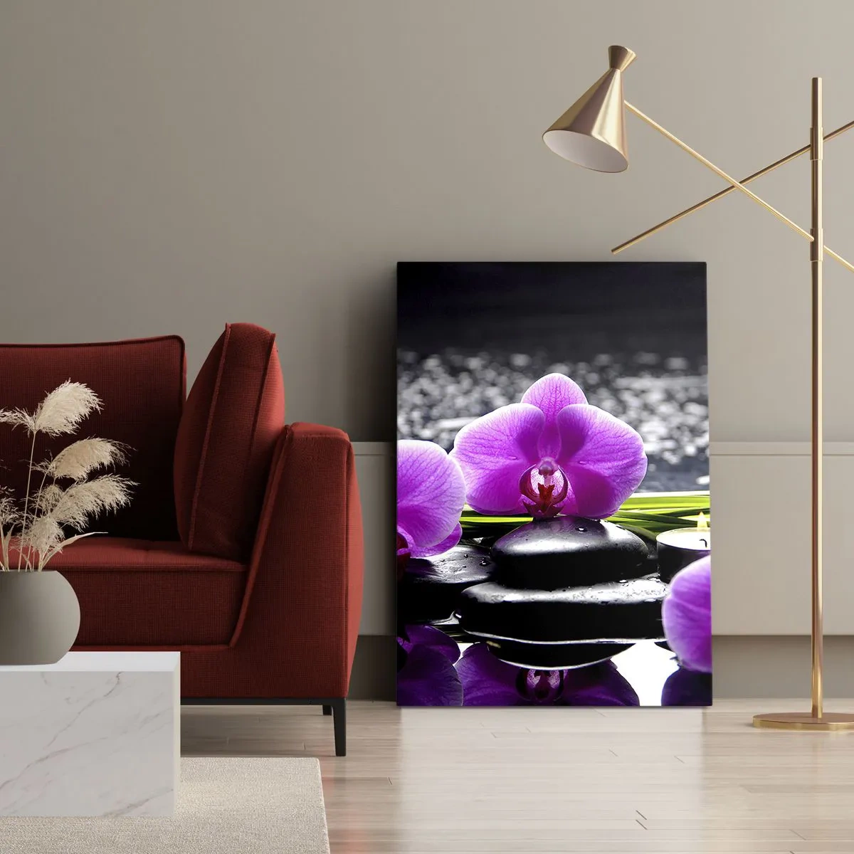 Cuadro sobre lienzo - Impresión de Imagen - Orquídeas moradas sobre un fondo de piedras y velas en un entorno relajante. - 50x70cm - Ahogarse en la paz y la tranquilidad - Decoración de pared moderna para salón y dormitorio ARTTOR