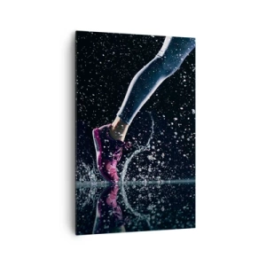 Cuadro sobre lienzo - Impresión de Imagen - Una toma dinámica de una carrera bajo la lluvia contra un fondo negro. - 80x120cm - Fuerza de impulso - Decoración de pared moderna para salón y dormitorio ARTTOR