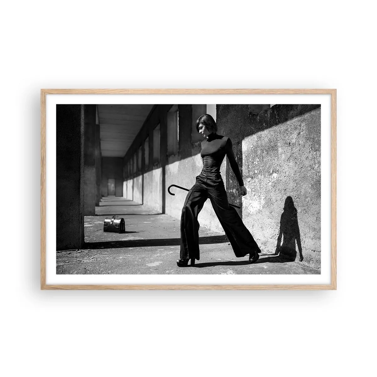 Póster en marco roble claro - Elegancia urbana - 91x61 cm