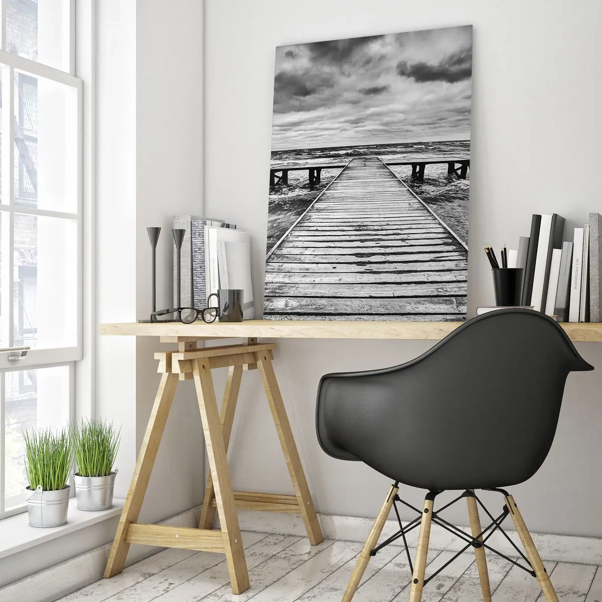 Cuadro sobre vidrio - Impresiones sobre Vidrio - Una vista en blanco y negro de un embarcadero de madera sobre un mar tempestuoso. - 70x100cm - Estoy esperando que sople el viento... - Decoración de pared moderna para salón y dormitorio ARTTOR