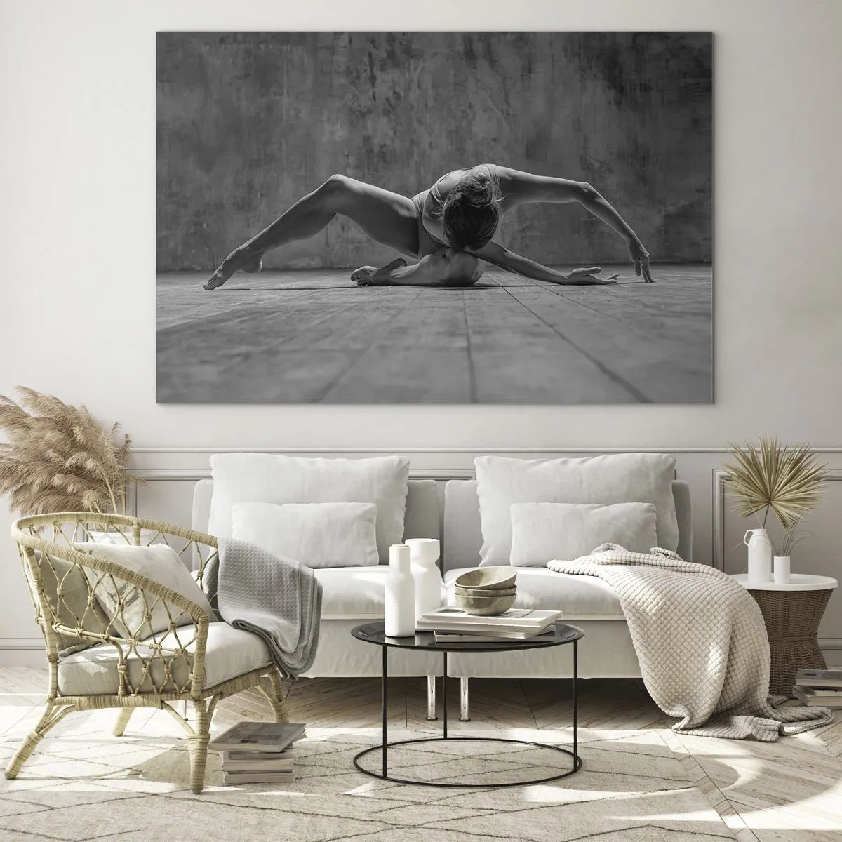 Cuadro sobre vidrio - Impresiones sobre Vidrio - Bailarina en pose en el suelo. - 100x70cm - Simetría encontrada - Decoración de pared moderna para salón y dormitorio ARTTOR