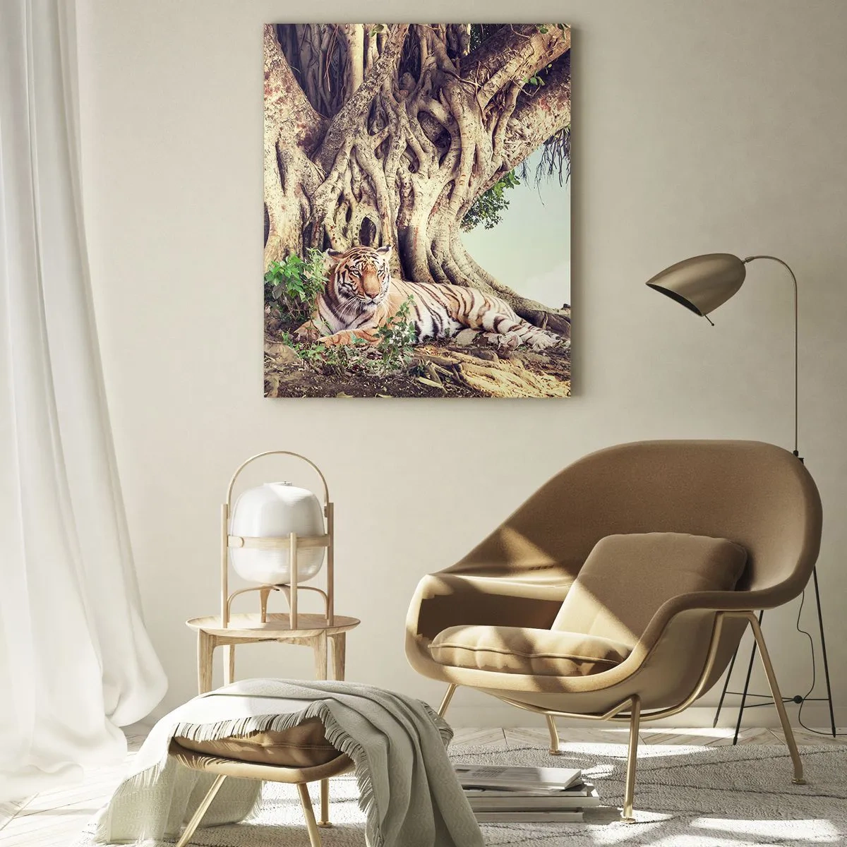 Cuadro sobre vidrio - Impresiones sobre Vidrio - Un tigre descansando bajo un árbol extendido - 70x100cm - Una visión desde el Génesis - Decoración de pared moderna para salón y dormitorio ARTTOR